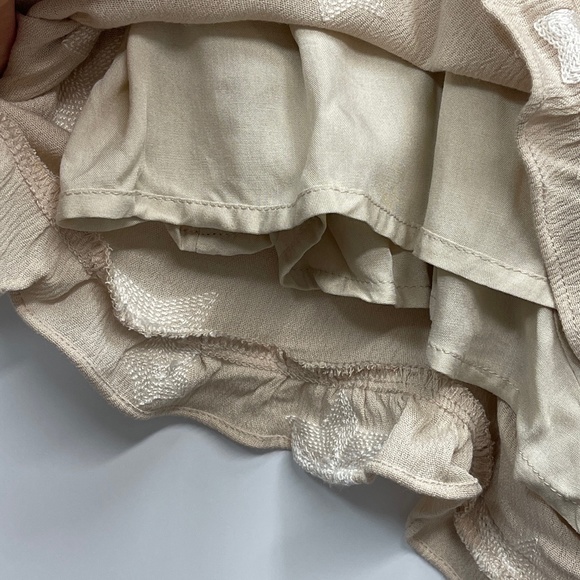 STORIA Embroidered Stars Ruffle Trip Romper Sz Small - Picture 9 of 11